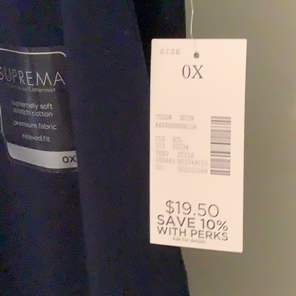 😊Catherines navy blue sleeveless shell, size OX - Picture 2 of 2